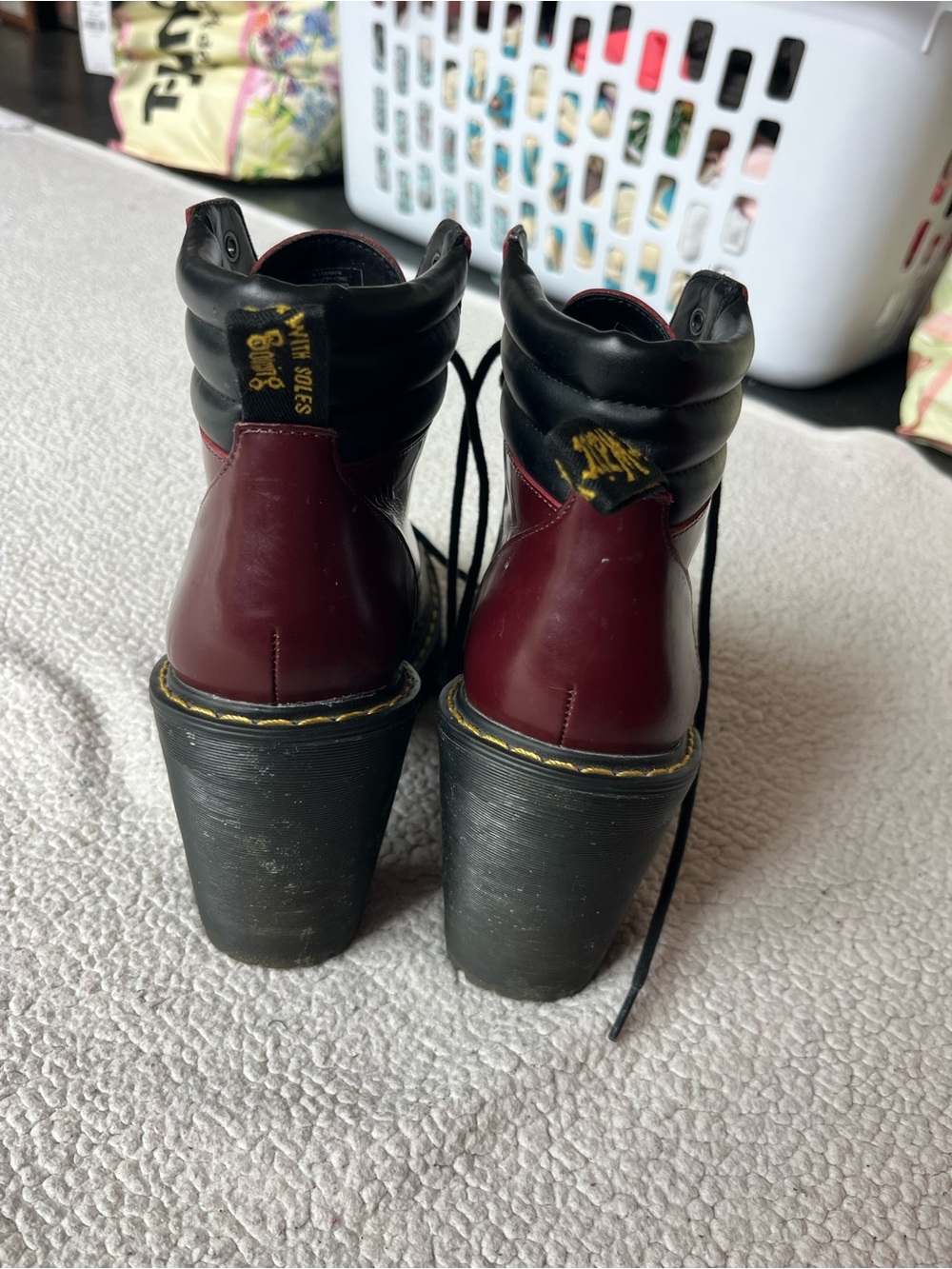 DR. MARTENS PERSEPHONE BURGUNDY PLATFORM HEELED LEATHER BOOTS WOMENS 7 - Picture 3 of 7